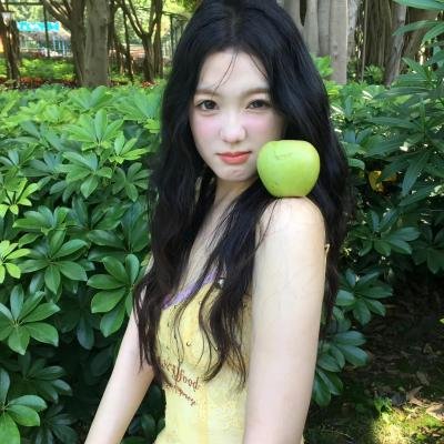 失恋逆袭，校花追我不放手